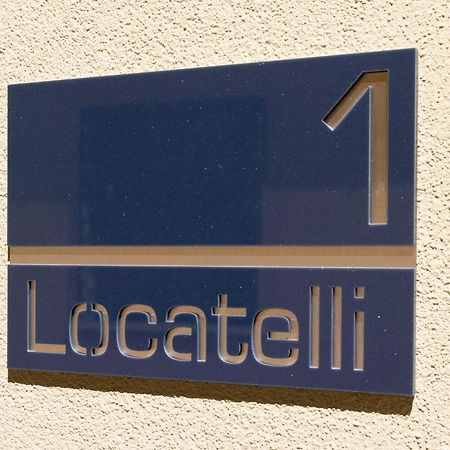 Residence Locatelli Rho Exteriör bild