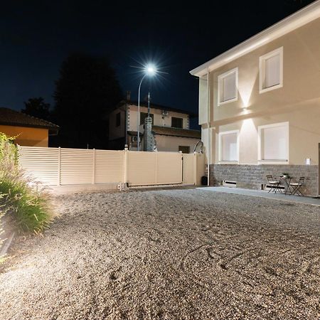 Residence Locatelli Rho Exteriör bild
